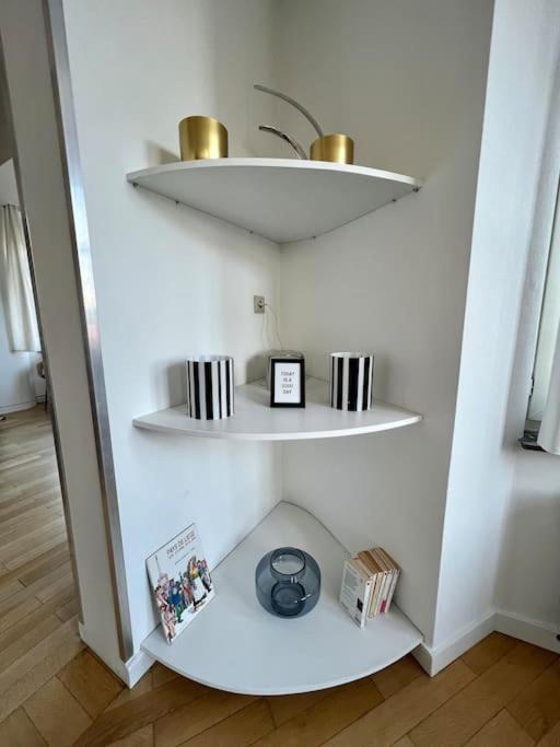 Bellevue - Grand Appartement Pour 5 Sur Les Quais De La Meuse Liège Exteriör bild