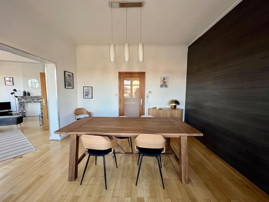 Bellevue - Grand Appartement Pour 5 Sur Les Quais De La Meuse Liège Exteriör bild