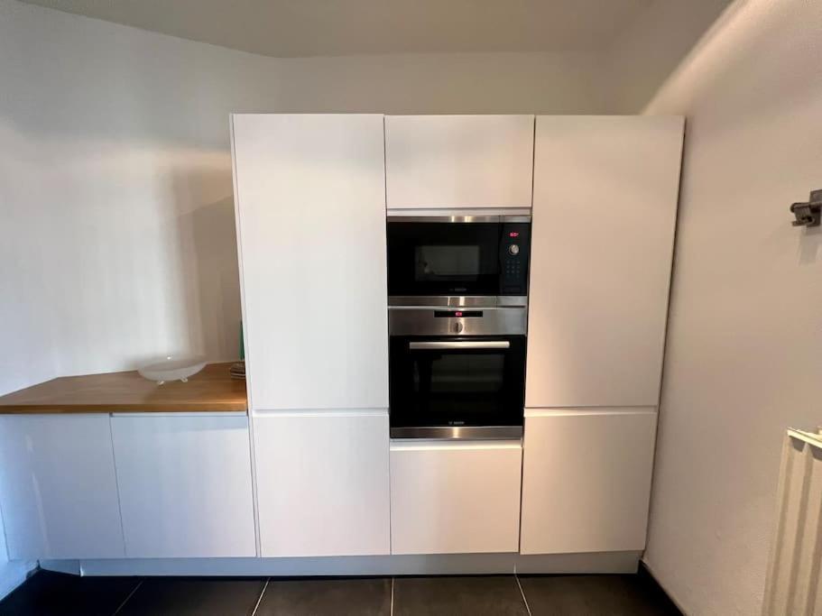 Bellevue - Grand Appartement Pour 5 Sur Les Quais De La Meuse Liège Exteriör bild